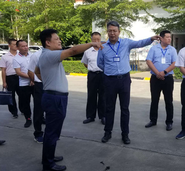 “我為加快推進海南自由貿(mào)易港建設作貢獻”—-工委委員、紀工委書記、監(jiān)委 主任林鵬赴公交公司進行調(diào)研